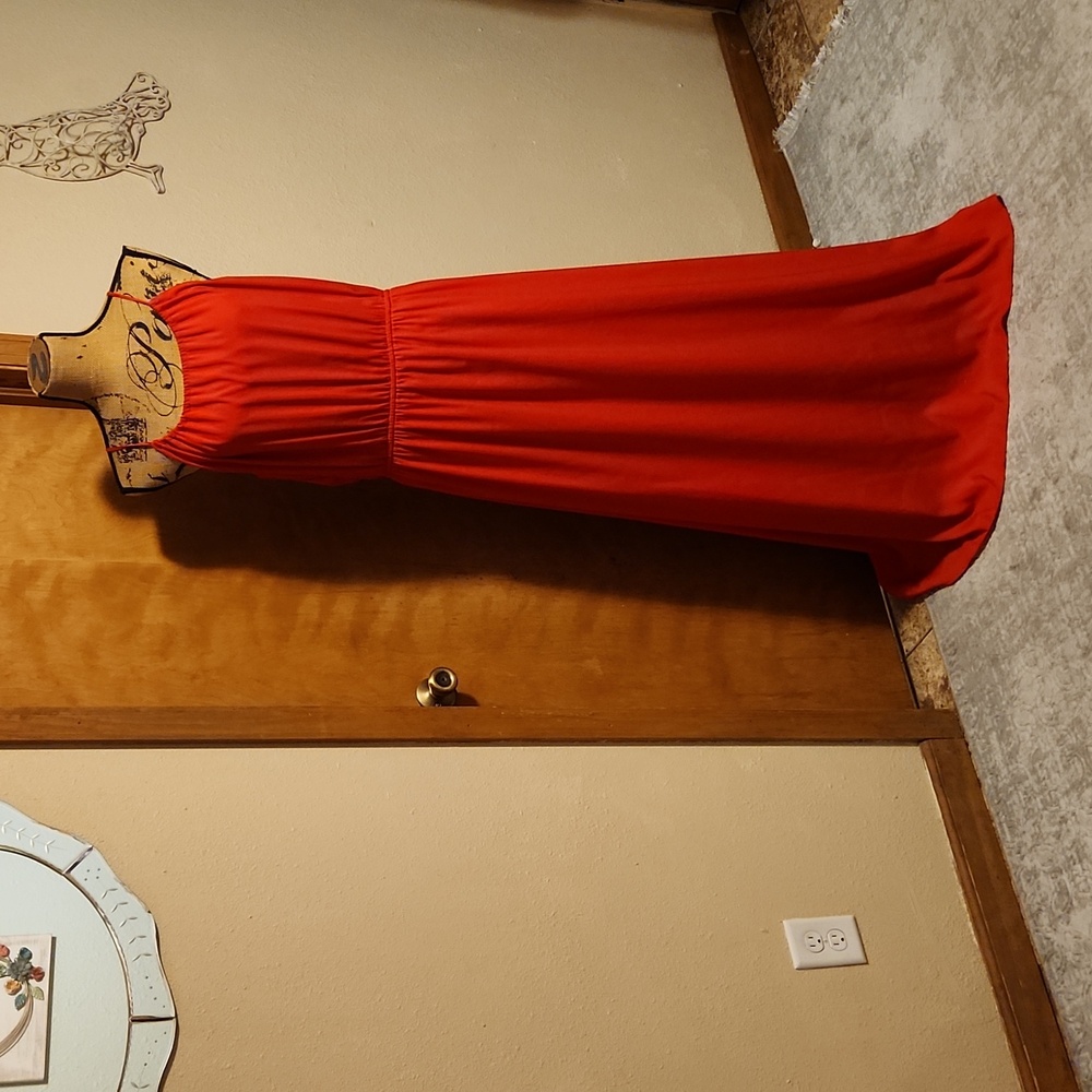 Gianni Bini Red Halter Neck Sleeveless Pleated Maxi Dress, Large